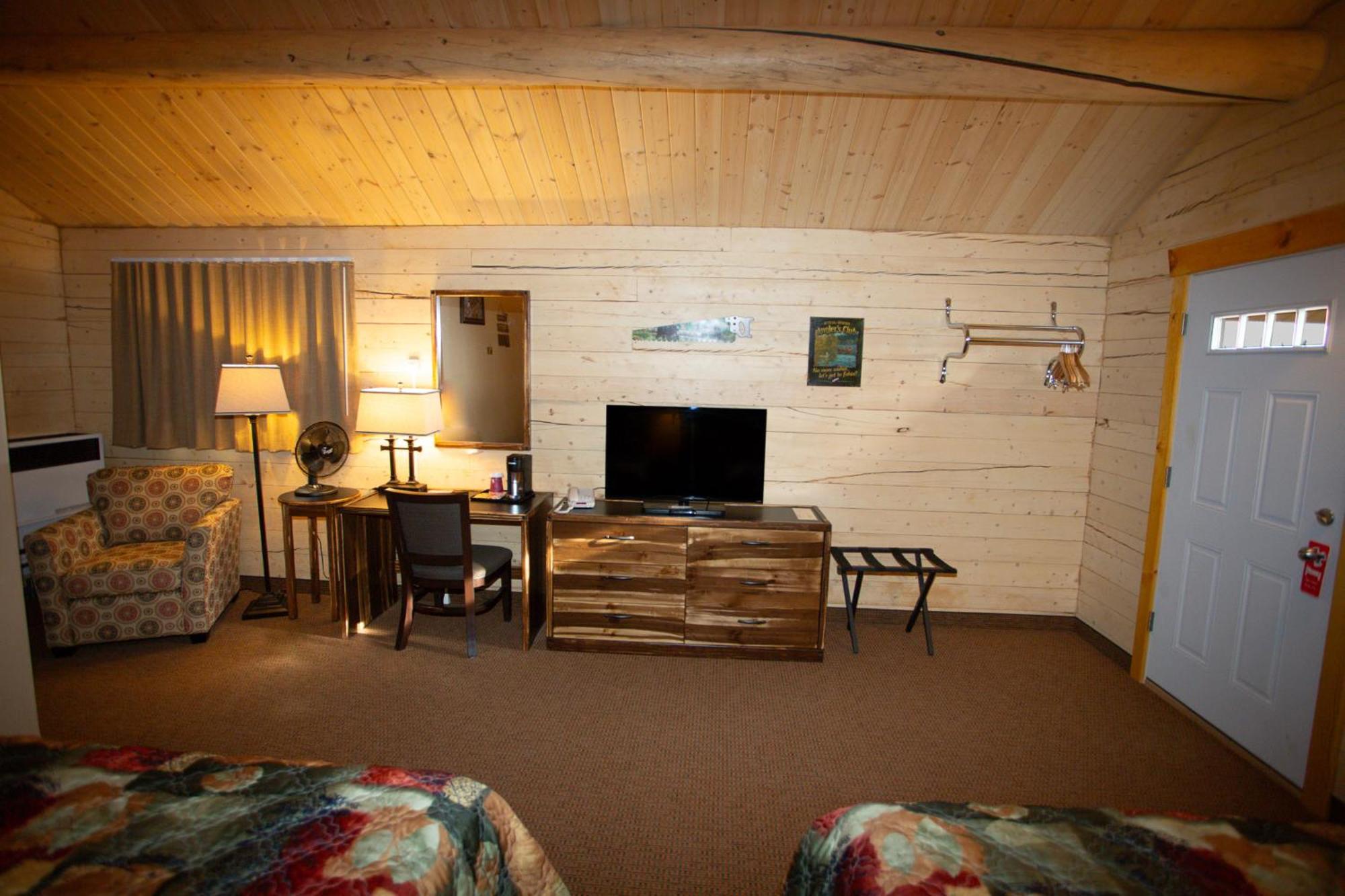 Young'S Motel Ток Экстерьер фото
