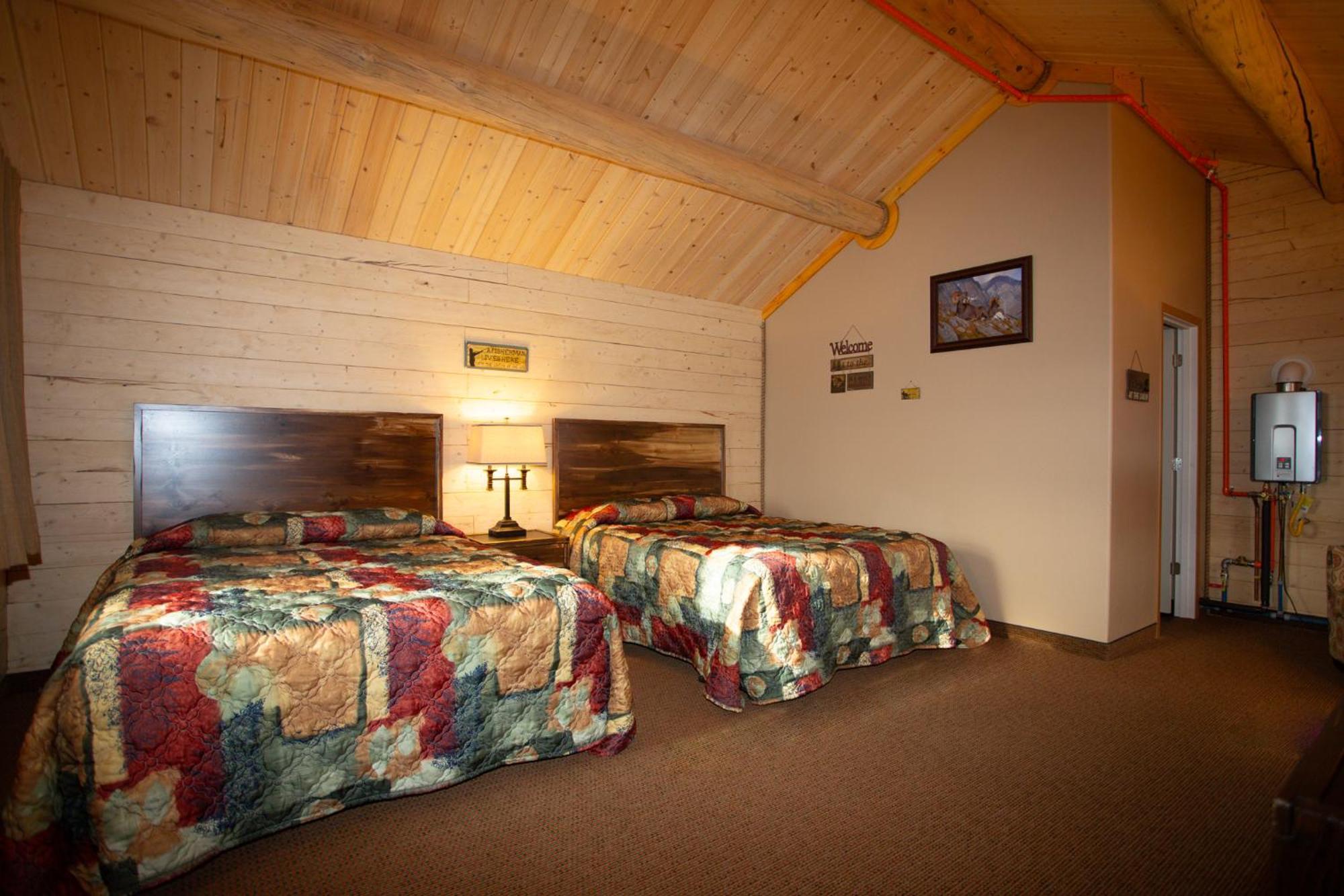 Young'S Motel Ток Экстерьер фото