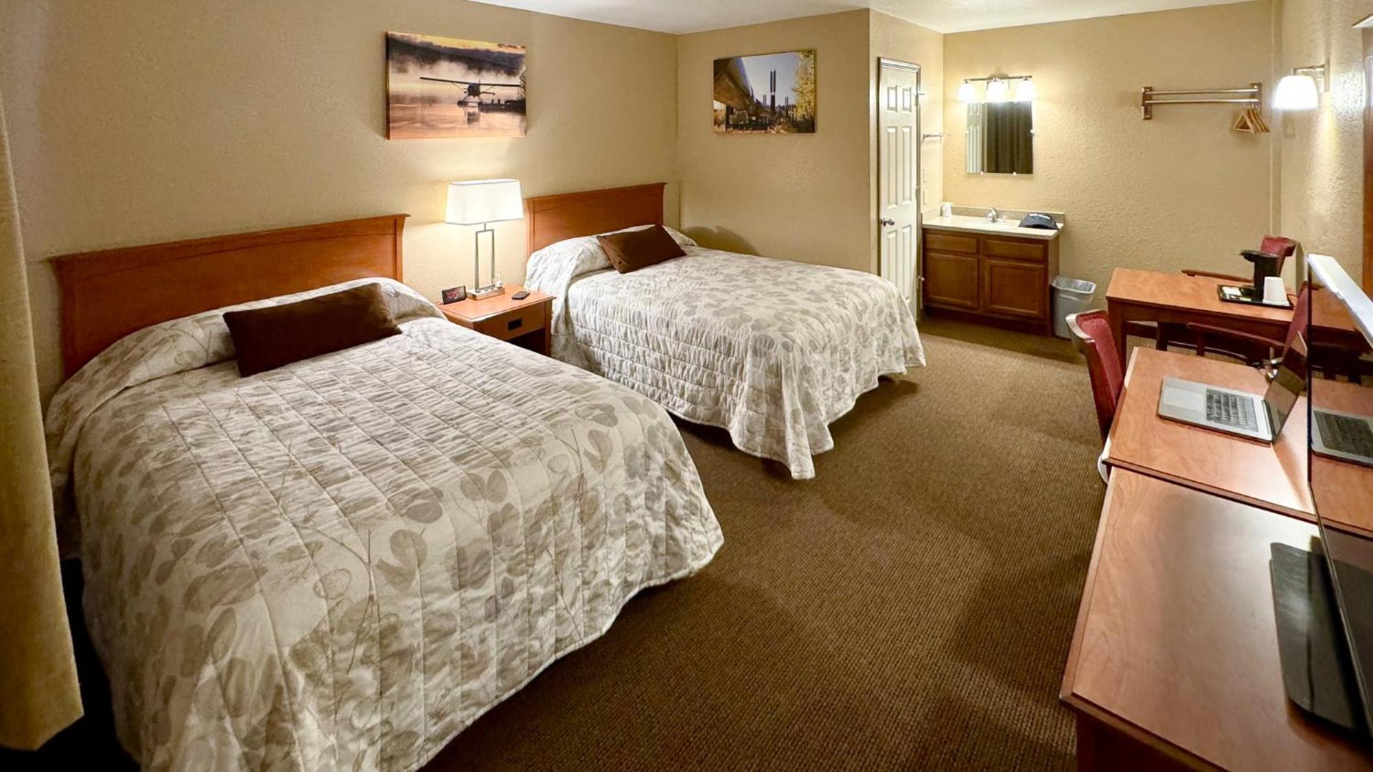 Young'S Motel Ток Экстерьер фото